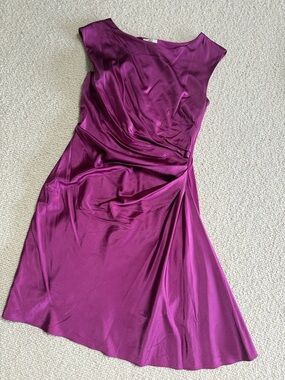 Elegant Sleeveless Satin Dress in Magenta